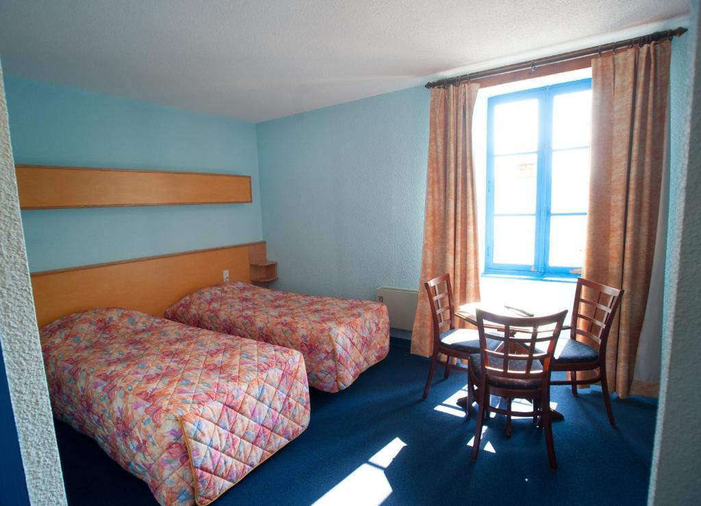 Citotel Hotel Le Commerce Sévérac-le-Château Habitación foto